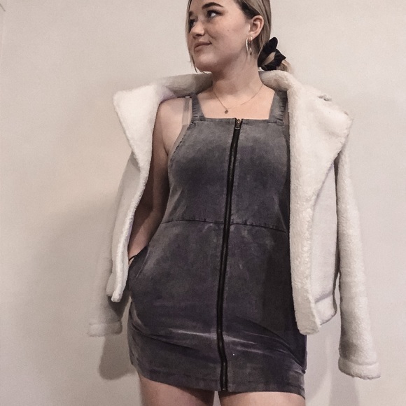 Zip-up corduroy dress - Picture 1 of 2